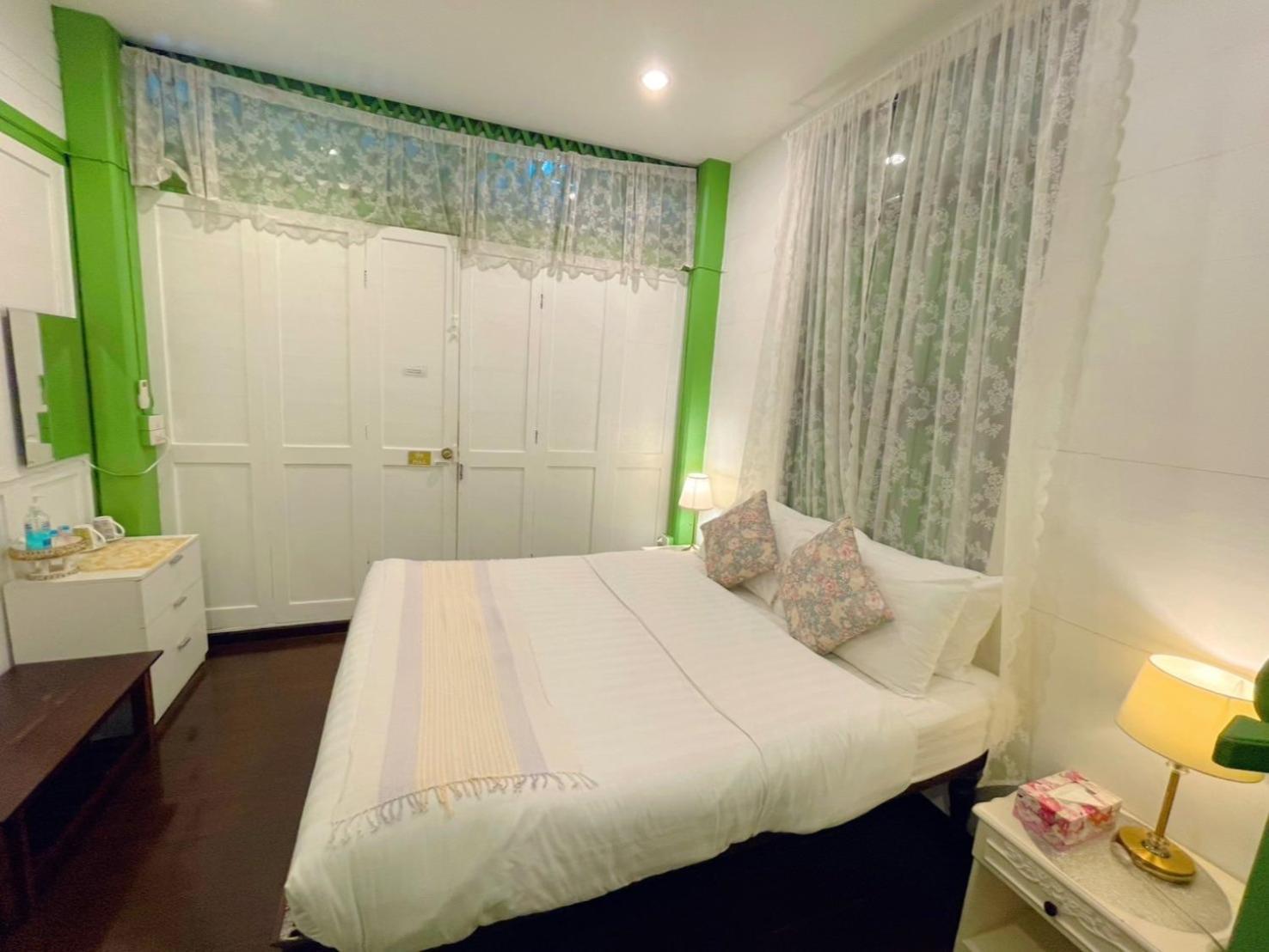 Green Teak House Bangkok Eksteriør billede