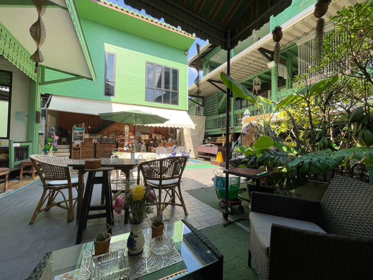 Green Teak House Bangkok Eksteriør billede