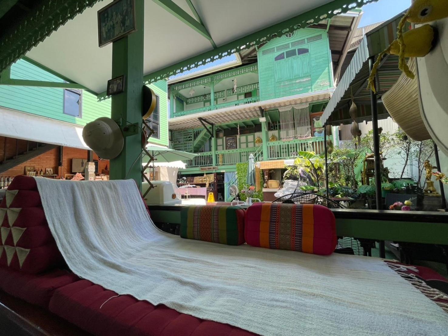 Green Teak House Bangkok Eksteriør billede