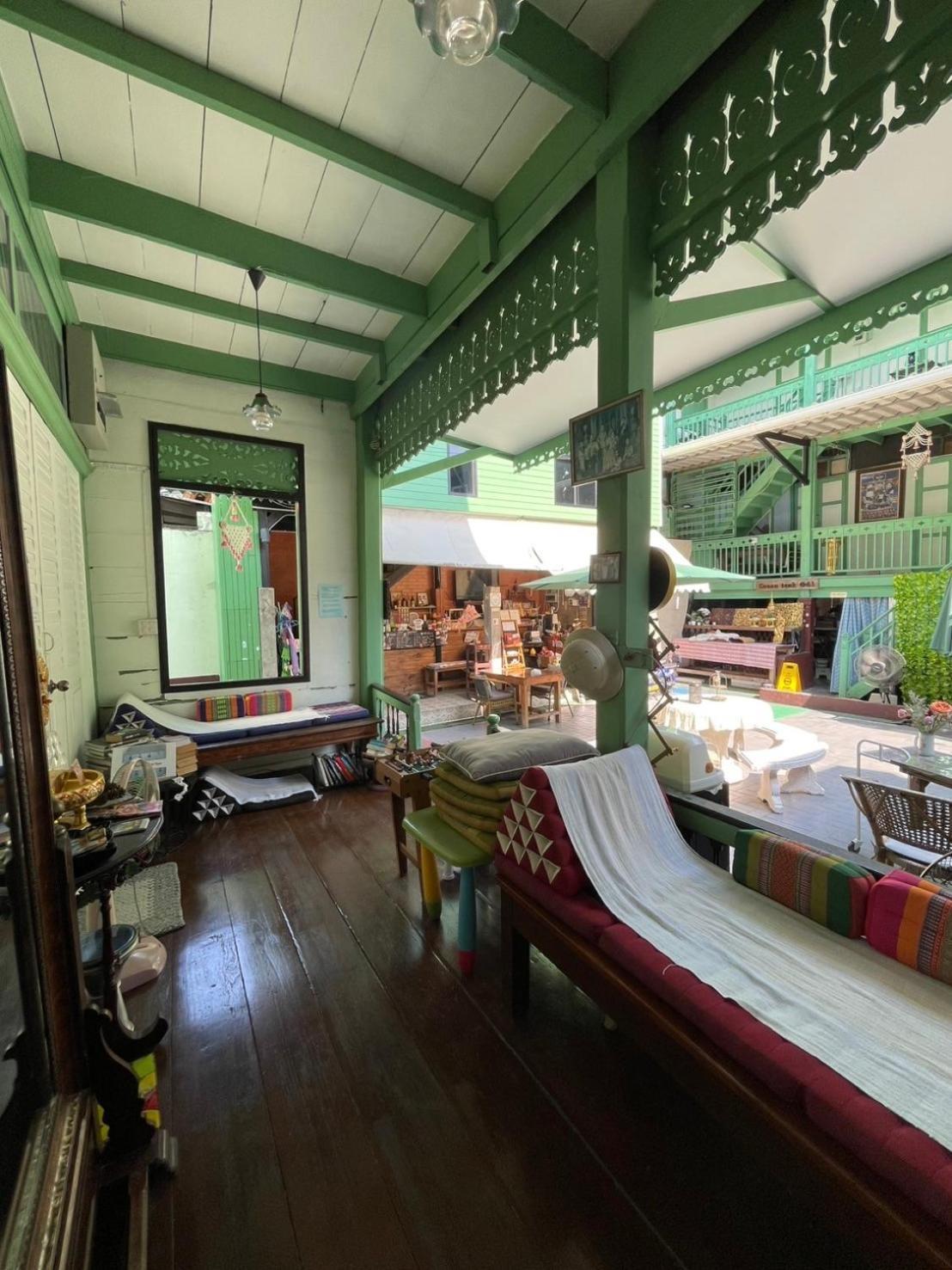 Green Teak House Bangkok Eksteriør billede