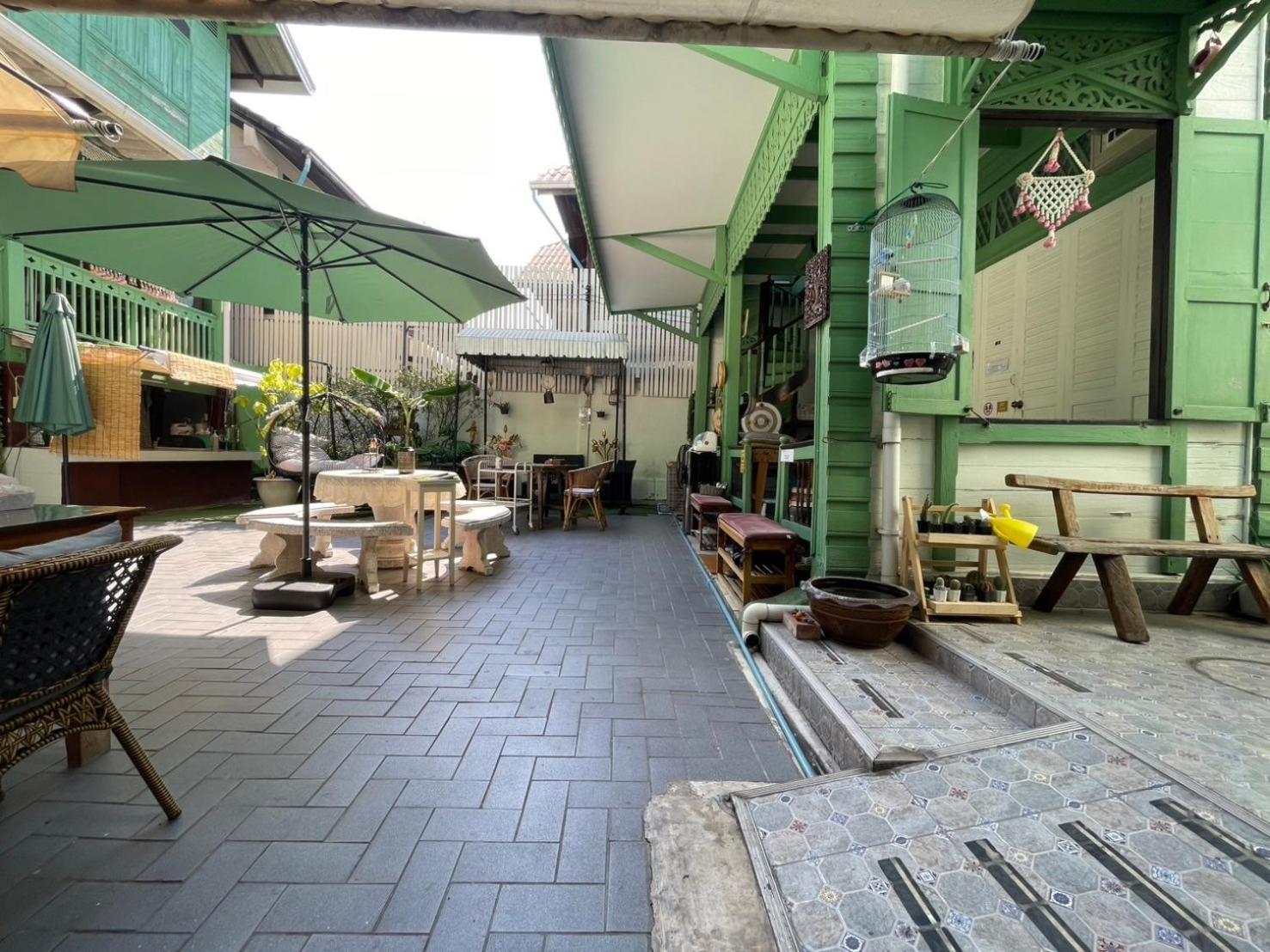Green Teak House Bangkok Eksteriør billede