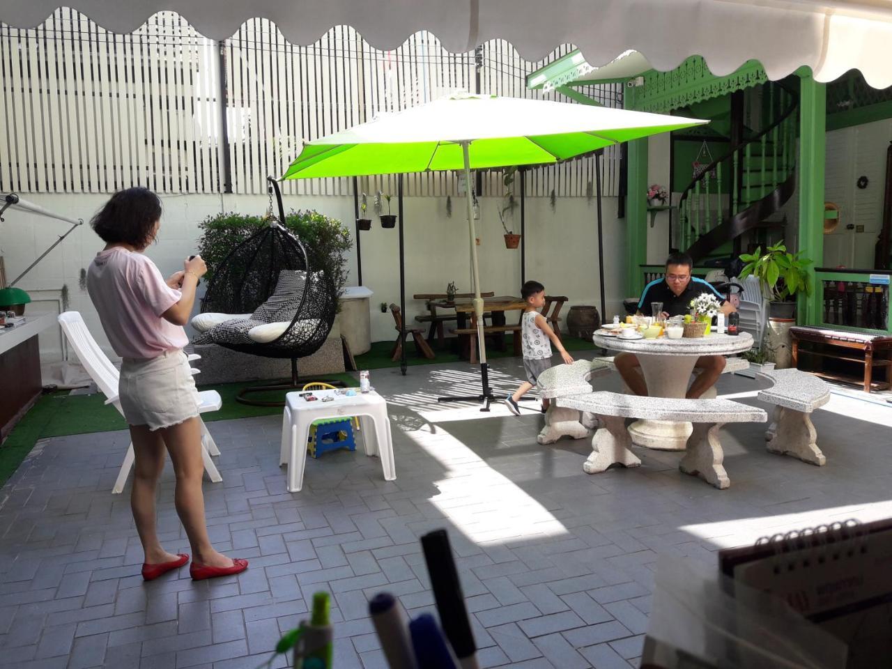 Green Teak House Bangkok Eksteriør billede