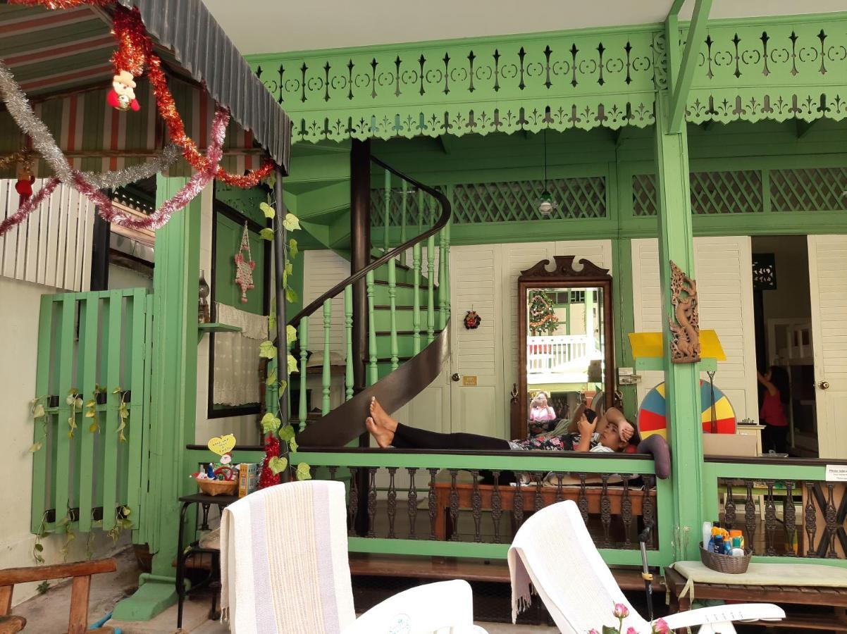 Green Teak House Bangkok Eksteriør billede